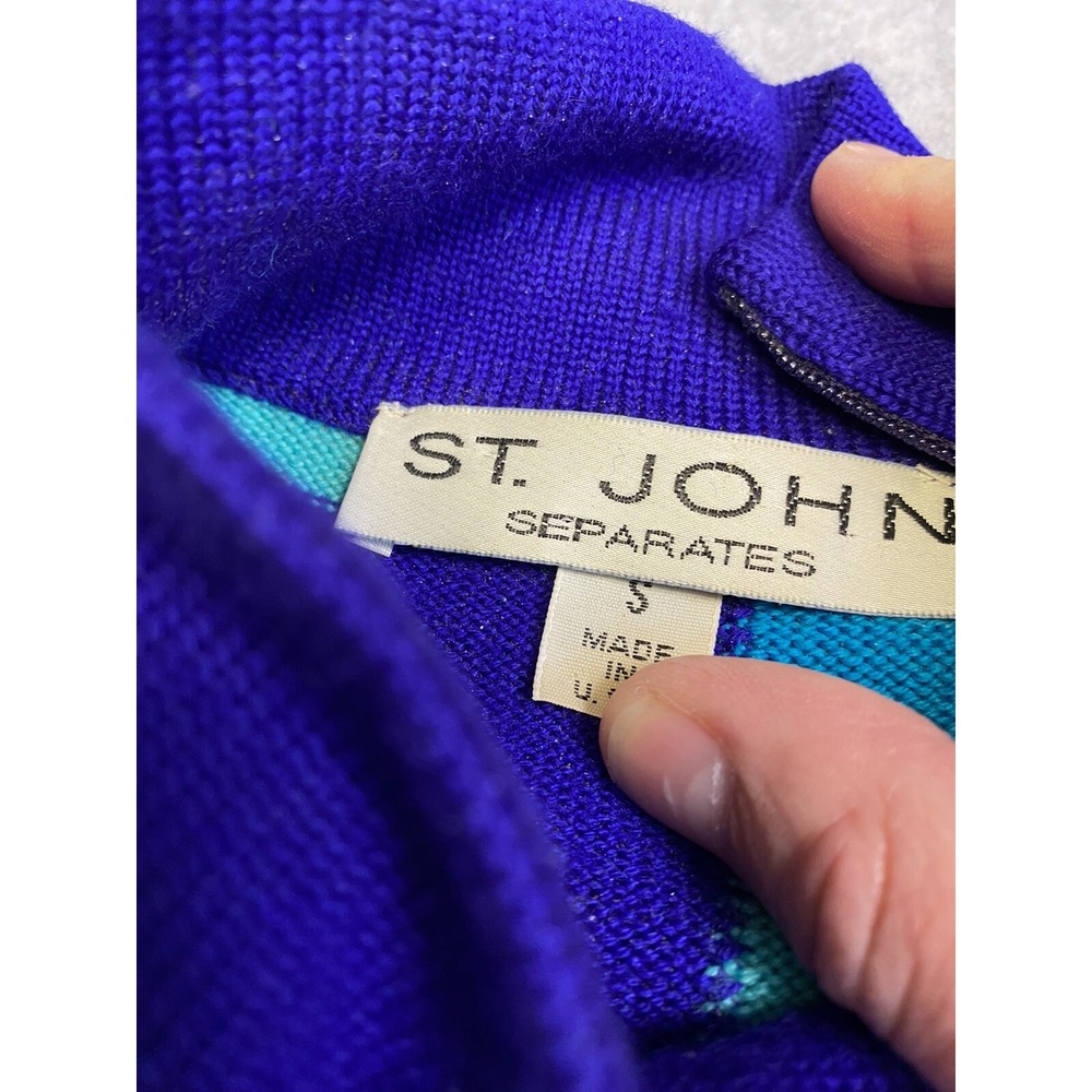 St‎ John Sweater Womens Small Blue Geometric Pullover Abstract Star Hearts Knit - Picture 2 of 12